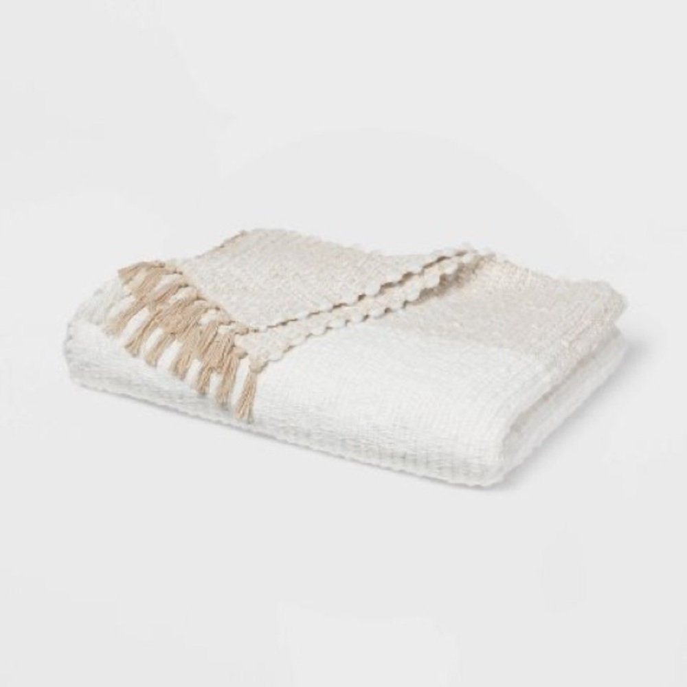 THRESHOLD CHUNKY WOVEN END OF BED THROW